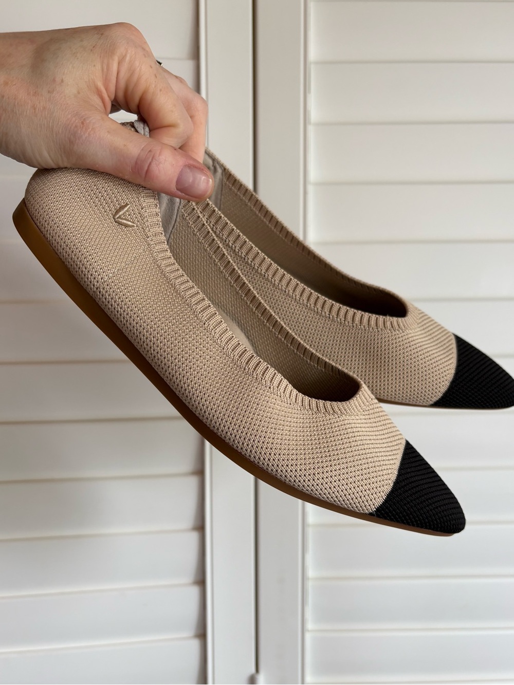Vivaia Pointed-Toe Flats EU 39 size 8 - Picture 4 of 9